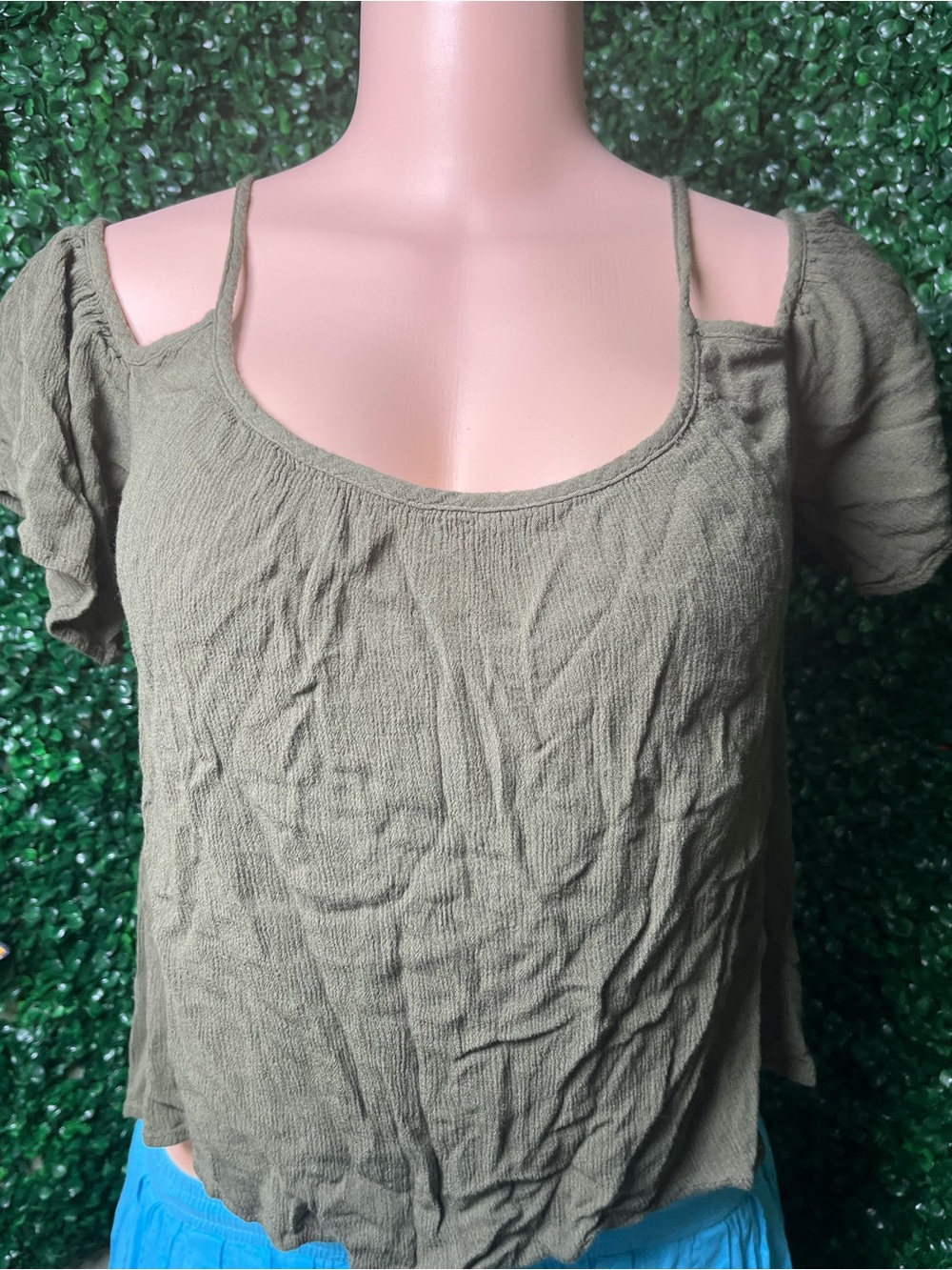 one clothing Olive Green Cold-Shoulder Crop Top